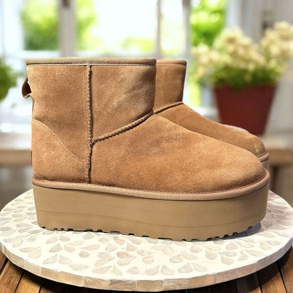 UGG Classic Mini Platform Boot Chestnut Suede Sheepskin Lined Women’s Size 9 EU - Picture 3 of 10